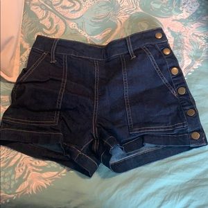 Snap front jean shorts